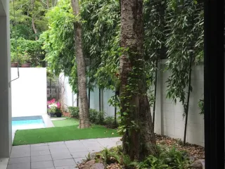 Casa en alquiler de 4 habitaciones en Watthana, Bangkok