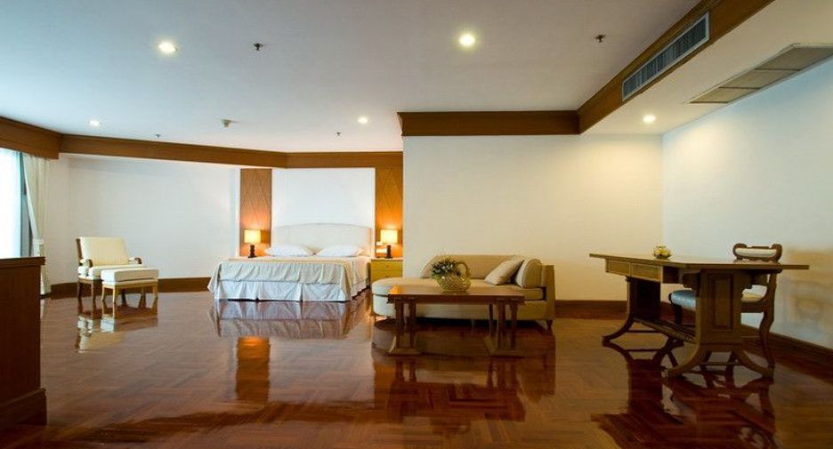 Wohnung zur Miete mit 4 Zimmer in Khlong Toei, Bangkok