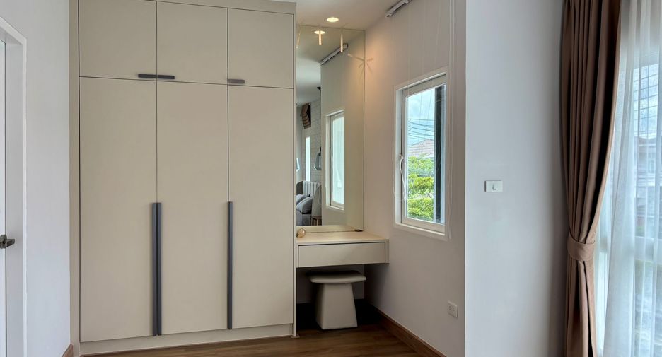 À vendre et à louer 3 chambres maison à Mueang Phuket, Phuket