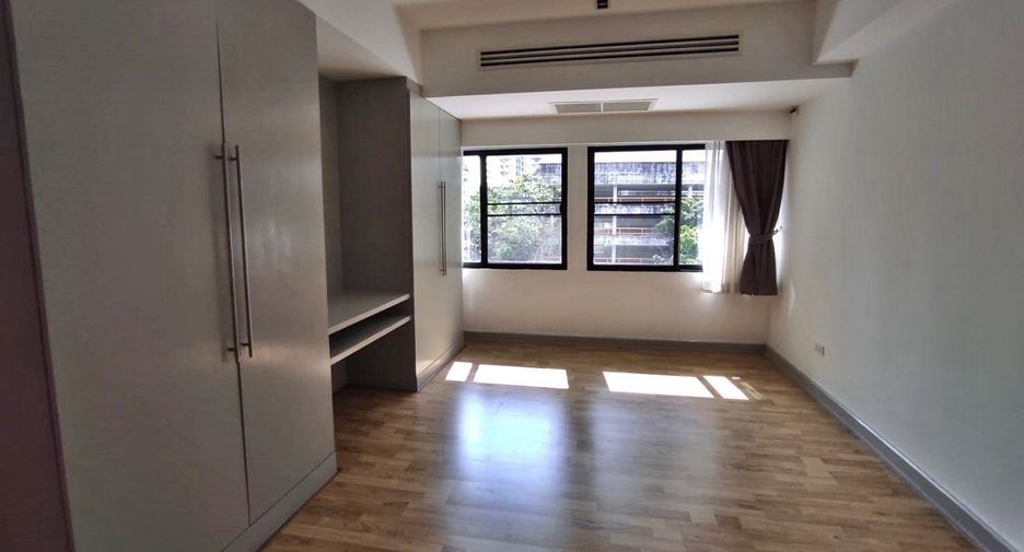 Apartment zur Miete mit 3 Zimmer in Watthana, Bangkok
