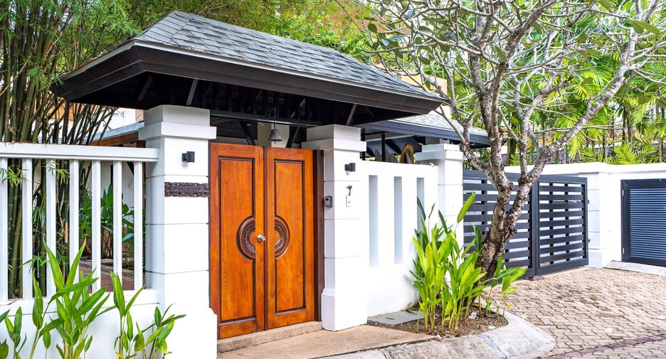 À louer 4 chambres villa à Thalang, Phuket