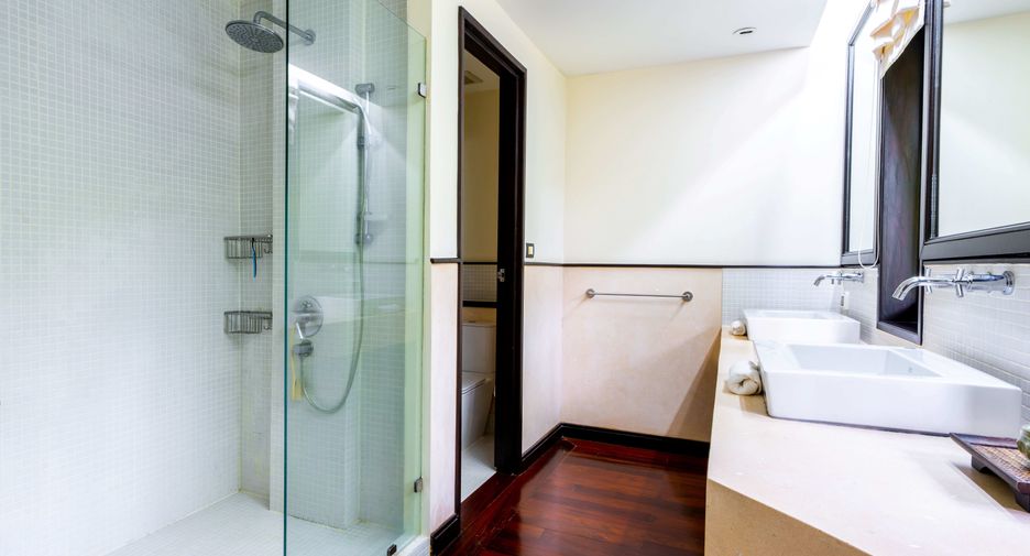 À louer 4 chambres villa à Thalang, Phuket