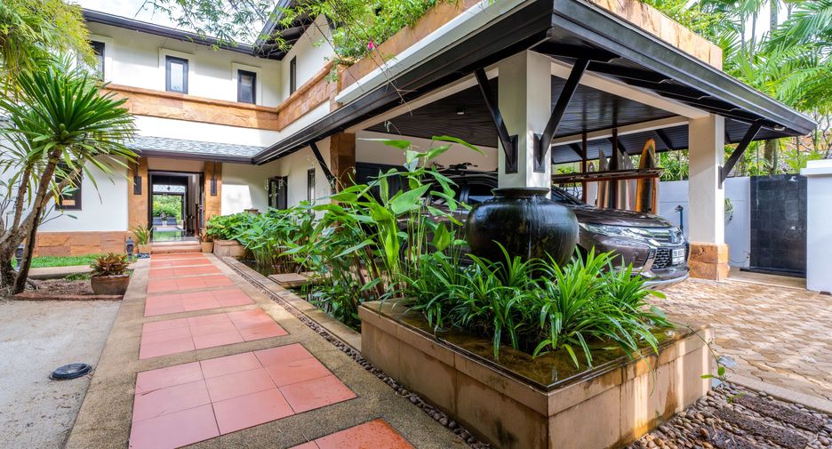 À louer 4 chambres villa à Thalang, Phuket