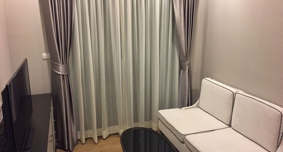 For sale 1 bed condo in Pathum Wan, Bangkok