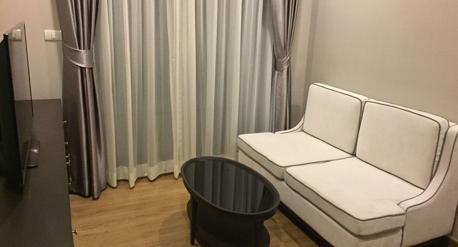 For sale 1 bed condo in Pathum Wan, Bangkok