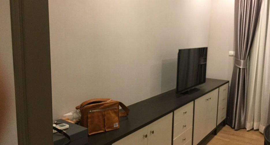 For sale 1 bed condo in Pathum Wan, Bangkok