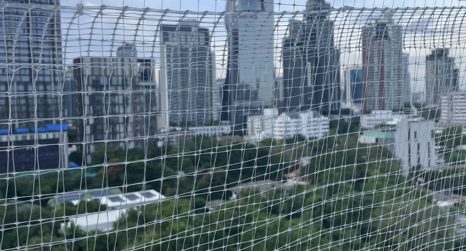 For rent studio apartment in Khlong Toei, Bangkok