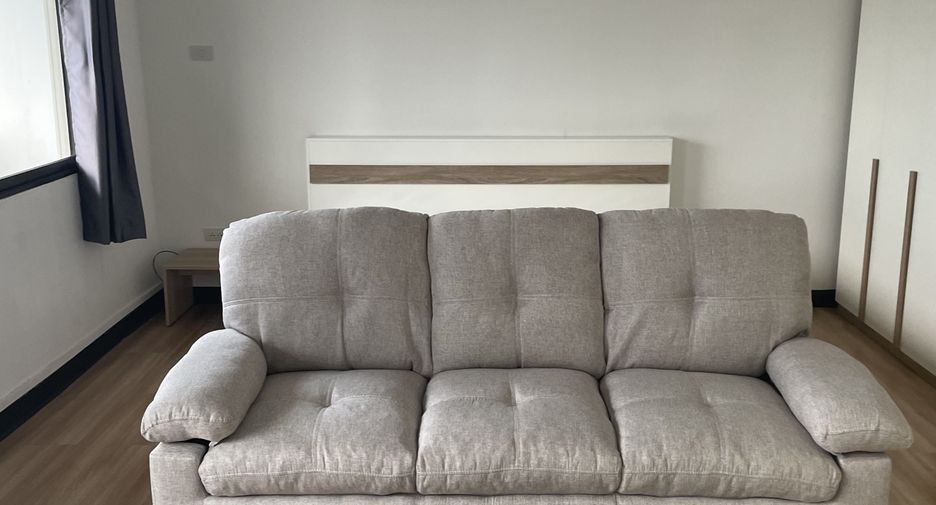 For rent studio apartment in Khlong Toei, Bangkok