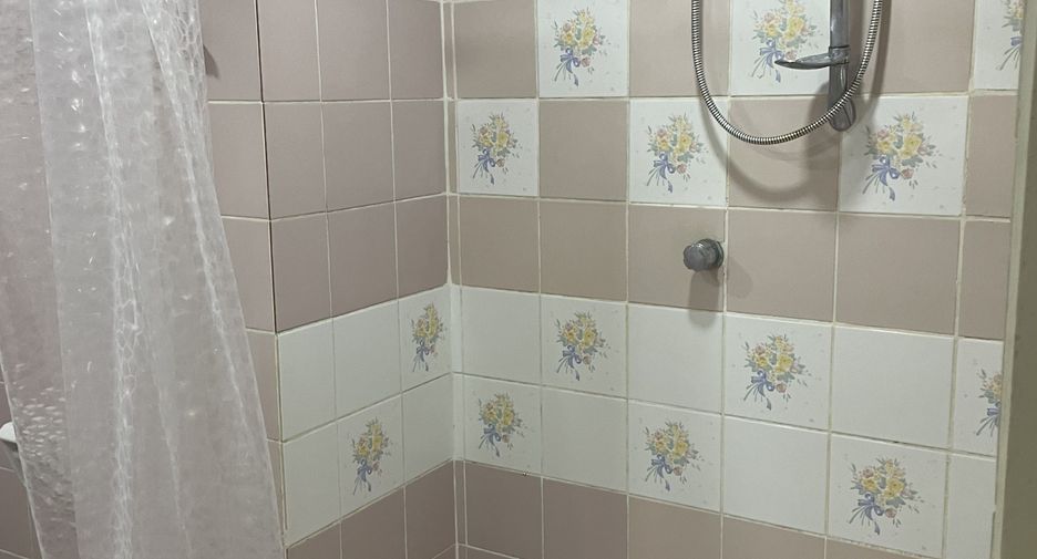 For rent studio apartment in Khlong Toei, Bangkok
