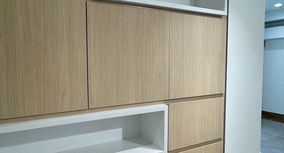 For rent studio condo in Huai Khwang, Bangkok
