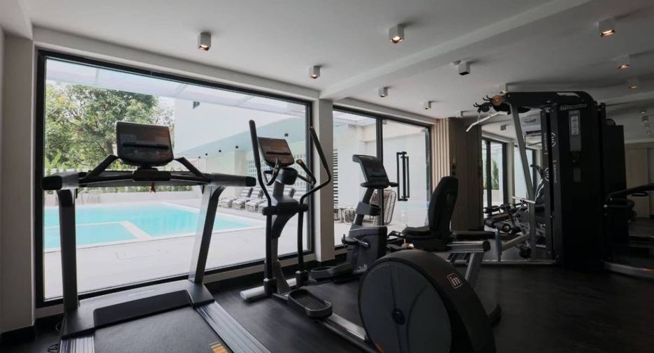 For rent 3 bedrooms condo in Watthana, Bangkok