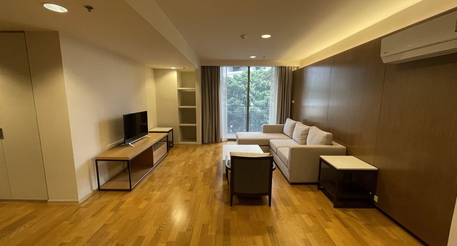 For rent 2 bedrooms apartment in Khlong Toei, Bangkok