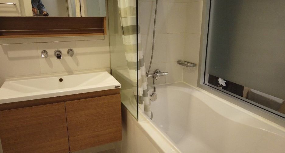 Condo en venta de 1 habitaciones en Khlong Toei, Bangkok