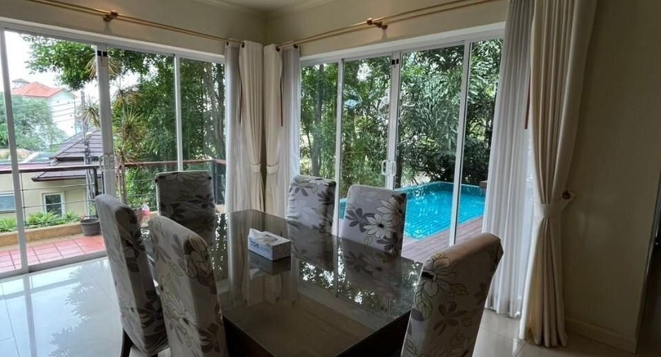 For rent 3 bedrooms villa in Mueang Phuket, Phuket
