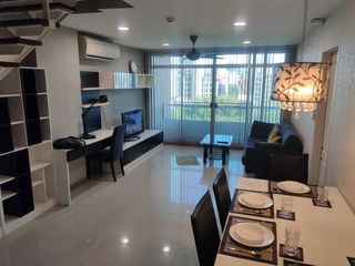 À vendre 2 chambres condo à Phra Khanong, Bangkok