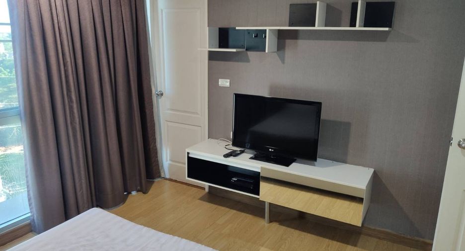 À vendre 2 chambres condo à Phra Khanong, Bangkok