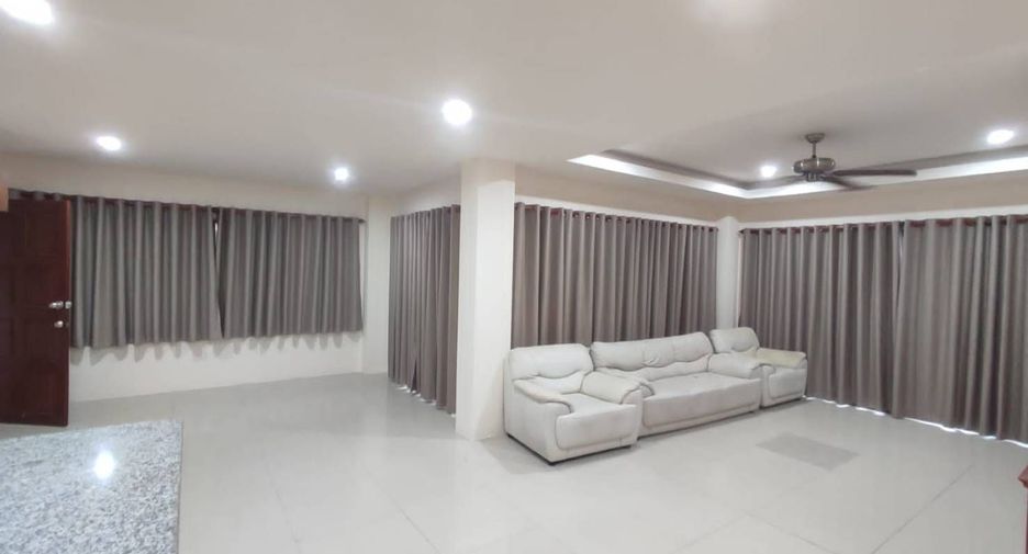 Haus zum Kauf mit 4 Zimmer in Mueang Phuket, Phuket