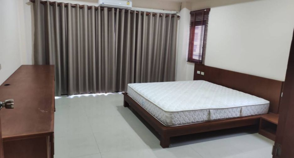 Haus zum Kauf mit 4 Zimmer in Mueang Phuket, Phuket