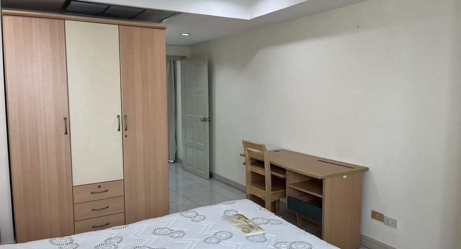 ให้เช่า 3 ห้องนอน คอนโด ใน วัฒนา, กรุงเทพฯ