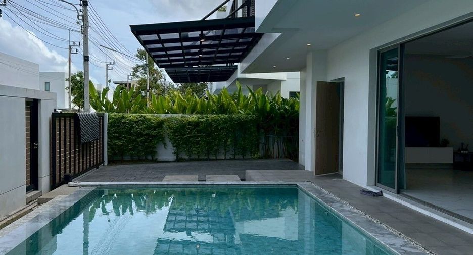 For rent 3 bedrooms villa in Mueang Phuket, Phuket