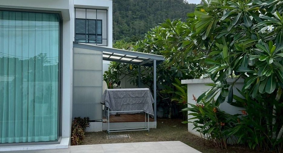 For rent 3 bedrooms villa in Mueang Phuket, Phuket