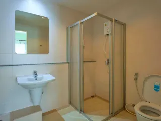 For rent 3 bedrooms townhouse in Mueang Phuket, Phuket