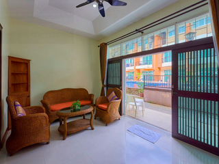 For rent 3 bedrooms townhouse in Mueang Phuket, Phuket