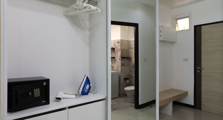 For sale studio condo in Mueang Phuket, Phuket