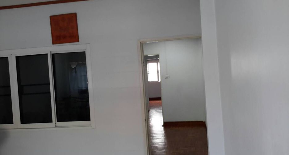 For sale 2 bedrooms townhouse in Bueng Kum, Bangkok