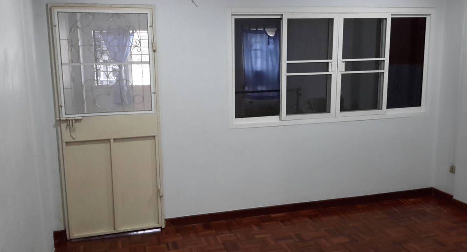 For sale 2 bedrooms townhouse in Bueng Kum, Bangkok