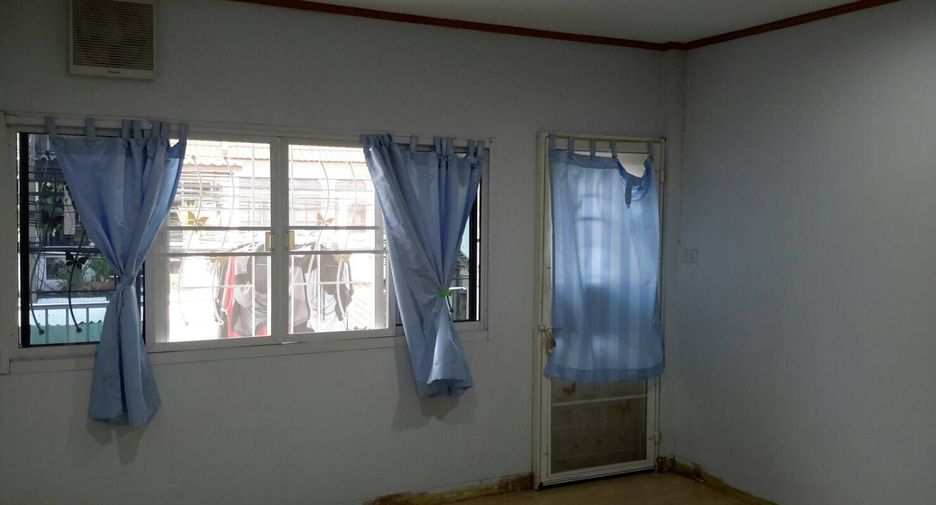 For sale 2 bedrooms townhouse in Bueng Kum, Bangkok