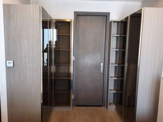 Wohnung zur Miete mit 1 Zimmer in Bang Rak, Bangkok