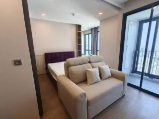 Wohnung zur Miete mit 1 Zimmer in Bang Rak, Bangkok
