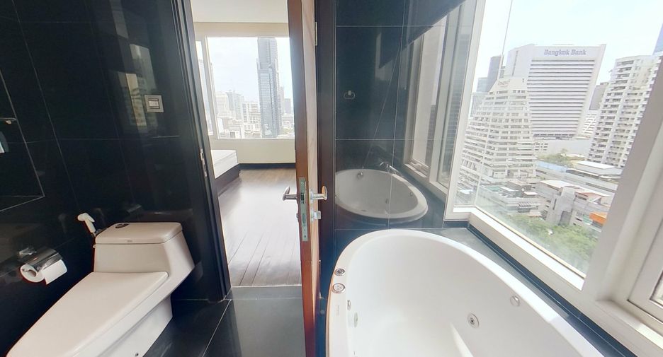 For rent 2 bedrooms condo in Sathon, Bangkok