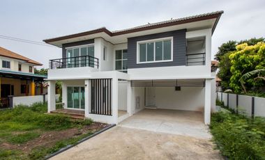 For sale 4 bedrooms house in Thung Khru, Bangkok