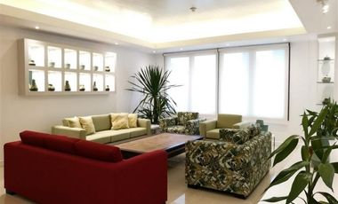 Condo en venta y en alquiler de 4 habitaciones en Watthana, Bangkok
