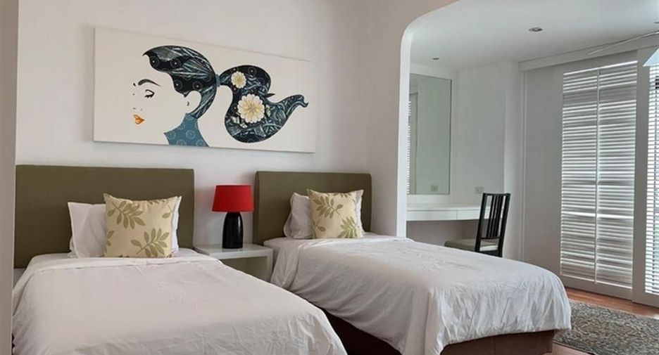 For rent and for sale 4 bedrooms condo in Watthana, Bangkok