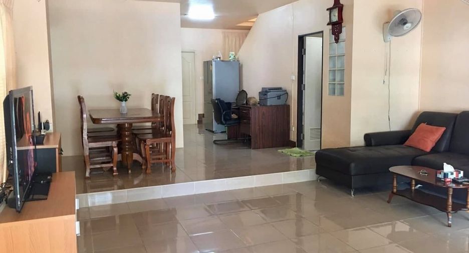 À vendre 4 chambres maison de ville à Bang Sao Thong, Samut Prakan