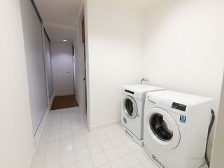 For rent 5 bedrooms condo in Yan Nawa, Bangkok
