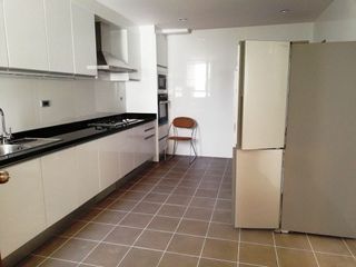 For rent 3 ベッドルーム condo in Sathon, Bangkok