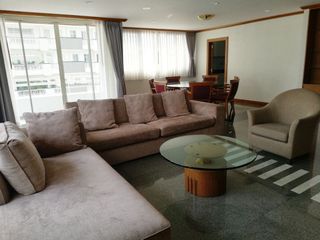 For rent 3 ベッドルーム condo in Sathon, Bangkok