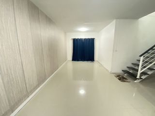 For sale 3 bedrooms townhouse in Mueang Samut Prakan, Samut Prakan