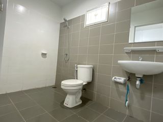 For sale 3 bedrooms townhouse in Mueang Samut Prakan, Samut Prakan