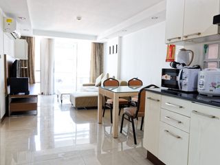 Condo en venta y en alquiler de 2 habitaciones en Din Daeng, Bangkok