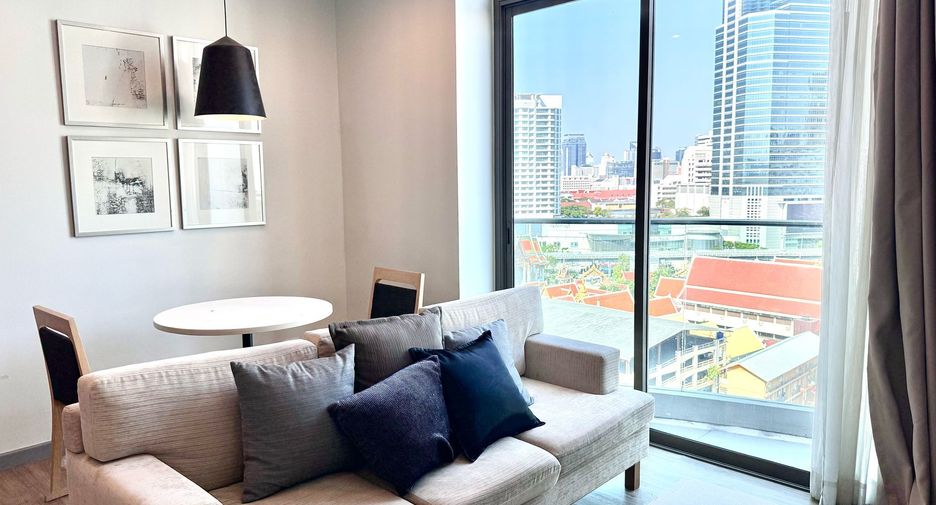 For rent 2 bedrooms condo in Bang Rak, Bangkok