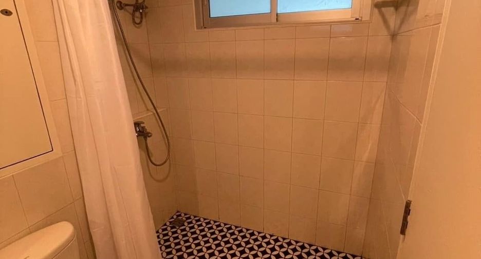 For rent 1 Beds condo in Khlong Toei, Bangkok