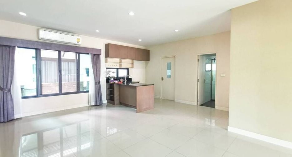 À vendre 4 chambres maison à Bang Phli, Samut Prakan