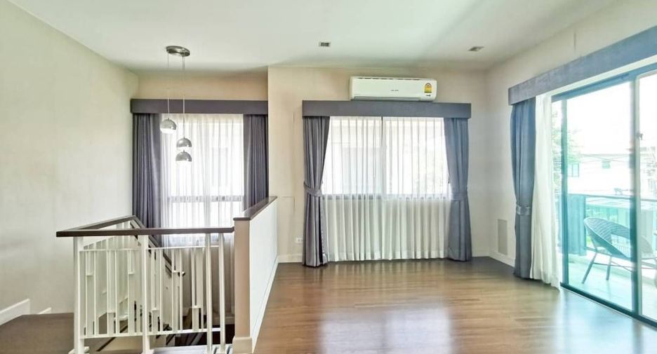 À vendre 4 chambres maison à Bang Phli, Samut Prakan