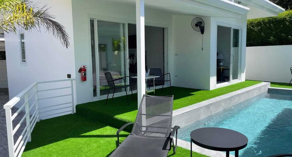 For sale and for rent 5 bedrooms villa in Mueang Phuket, Phuket