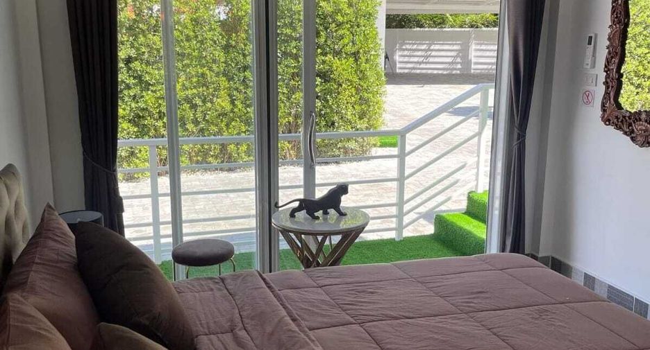 For sale and for rent 5 bedrooms villa in Mueang Phuket, Phuket